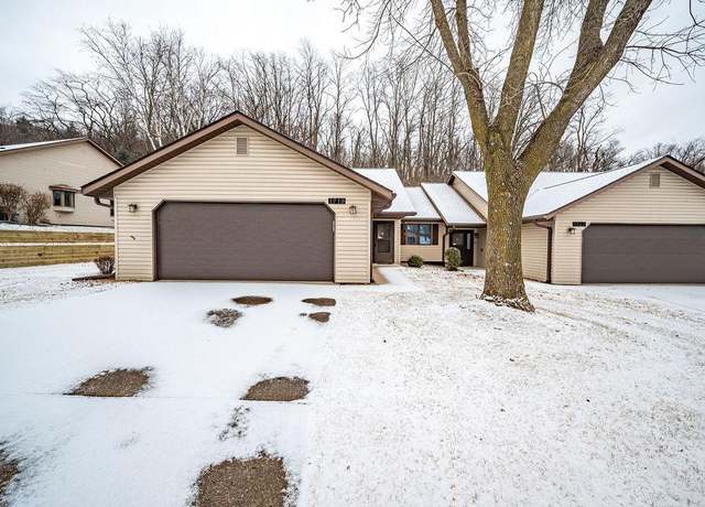 Property at 1719 Cobblestone Ct, Red Wing, MN 55066, 2 beds, 2 baths