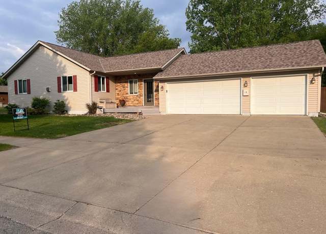 Property at 434 Fridell Cres, Red Wing, MN 55066, 4 beds, 3 baths