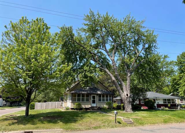 Property at 1125 9th Ave SE, Saint Cloud, MN 56304, 5 beds, 2 baths