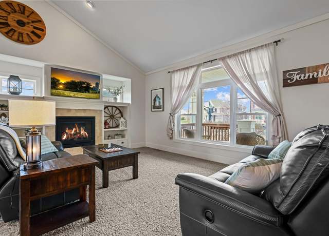 Property at 5373 199th St N, Forest Lake, MN 55025, 4 beds, 4 baths