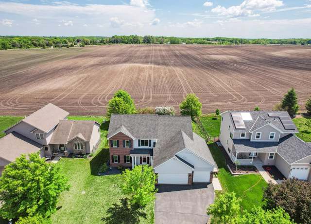 Property at 1005 Hope Ave, Jordan, MN 55352, 5 beds, 4 baths