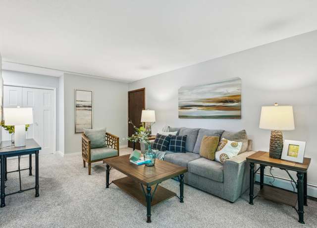 Property at 4407 Wilshire Blvd #211, Mound, MN 55364, 1 bed, 1 bath