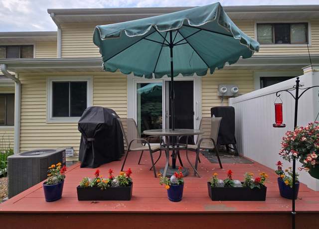 Property at 3230 Hill Ridge Dr #88, Eagan, MN 55121, 3 beds, 2 baths