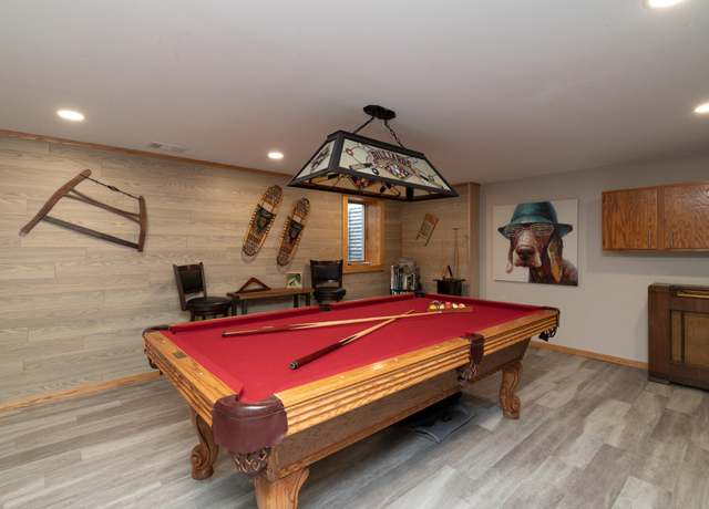 Property at 3230 Hill Ridge Dr #88, Eagan, MN 55121, 3 beds, 2 baths