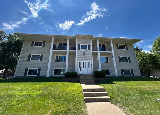 Property at 1807 Greenfield Ln SW #1, Rochester, MN 55902, 2 beds, 1 bath