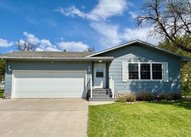 Property at 306 3rd St, Stephen, MN 56757, 3 beds, 2 baths