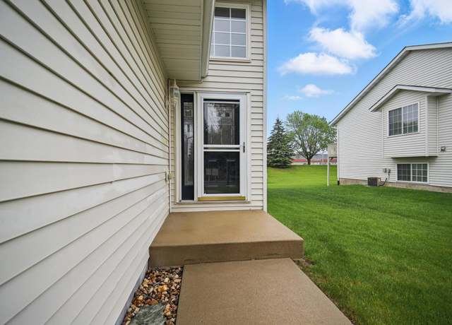 Property at 140 Cedar Cove Ln, Owatonna, MN 55060, 2 beds, 2 baths