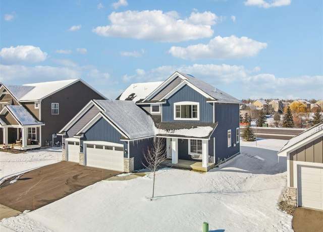 Property at 17927 Hidden Creek Ct, Lakeville, MN 55044, 5 beds, 4 baths