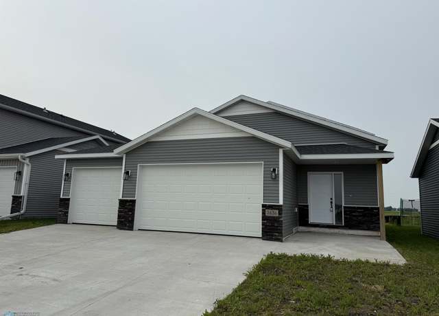 Property at 2636 74th Ave S, Fargo, ND 58104, 4 beds, 3 baths