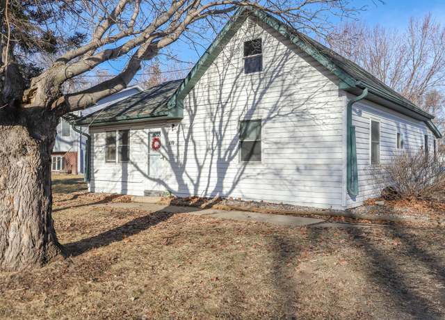 Property at 110 2nd St N, Sabin, MN 56580, 3 beds, 1 bath