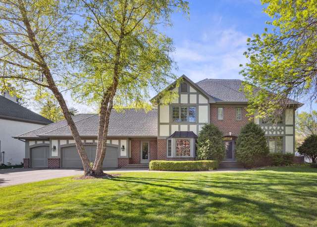 Property at 19890 Muirfield Cir, Shorewood, MN 55331, 5 beds, 4 baths