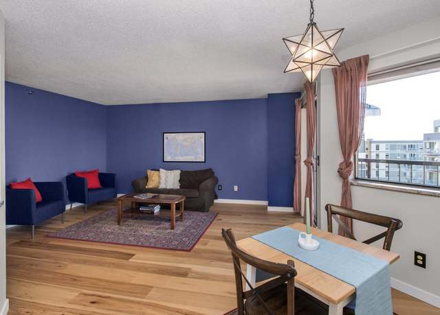 Property at 78 10th St E #809, Saint Paul, MN 55101, 2 beds, 1 bath