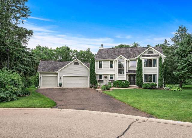Property at 9762 Wedgewood Alcove, Woodbury, MN 55125, 4 beds, 3 baths