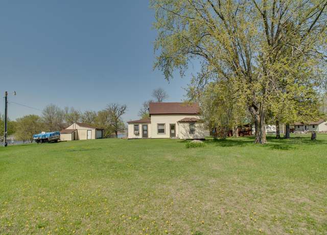 Property at 32400 Starland Shore Dr, Star Lake Twp, MN 56528, 3 beds, 1 bath