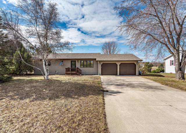 Property at 514 E Summit St, Battle Lake, MN 56515, 3 beds, 3 baths