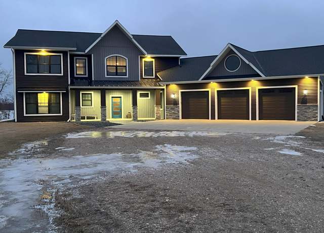 Property at 17087 Saylers Beach Rd, Lake Park Twp, MN 56554, 6 beds, 4 baths
