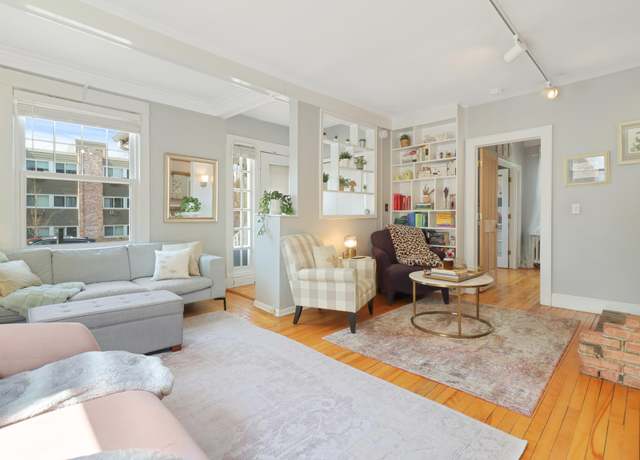 Property at 3035 Irving Ave S, Minneapolis, MN 55408, 5 beds, 3 baths