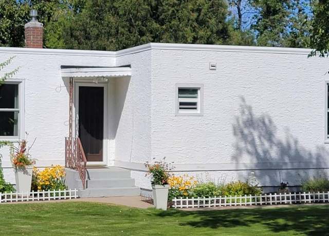 Property at 1107 Roosevelt Rd SE, Bemidji, MN 56601, 2 beds, 1 bath