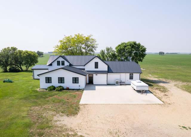 Property at 2977 State Highway 68, Marshall, MN 56258, 4 beds, 2 baths