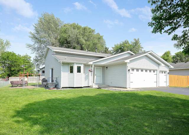 Property at 9711 Hames Ct S, Cottage Grove, MN 55016, 4 beds, 3 baths