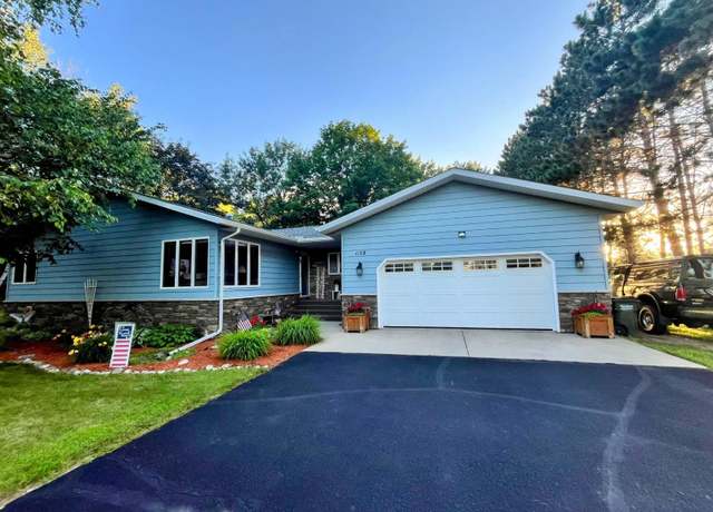 Property at 1158 Maple St, Paynesville, MN 56362, 3 beds, 2 baths