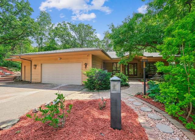 Property at 2665 Oriole Ave N, West Lakeland Twp, MN 55082, 4 beds, 3 baths