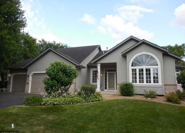 Property at 6542 137th St W, Apple Valley, MN 55124, 3 beds, 3 baths