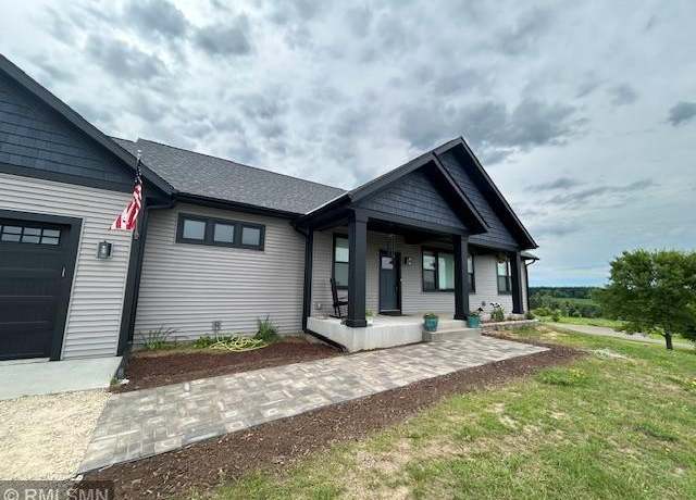 Property at 1706 57th Ave, Hammond, WI 54015, 5 beds, 3 baths