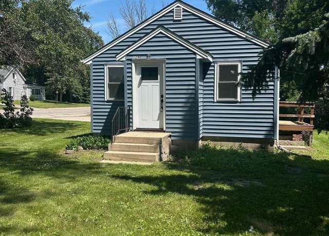Property at 1240 Northern Ave, Fergus Falls, MN 56537, 2 beds, 1 bath