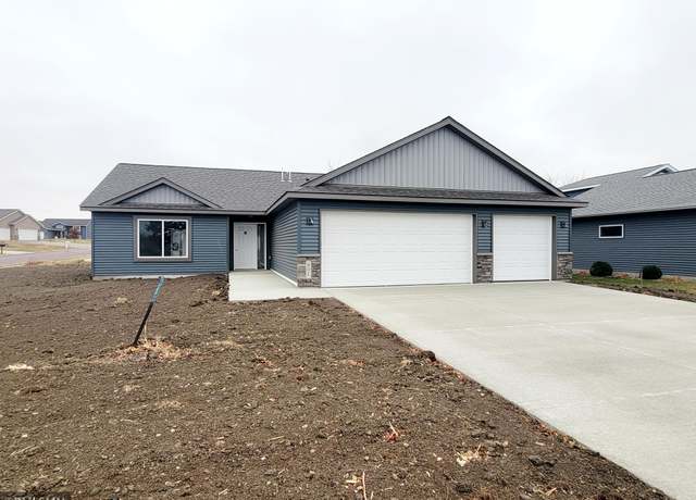 Property at 801 Oakwood Trl, Janesville, MN 56048, 3 beds, 2 baths