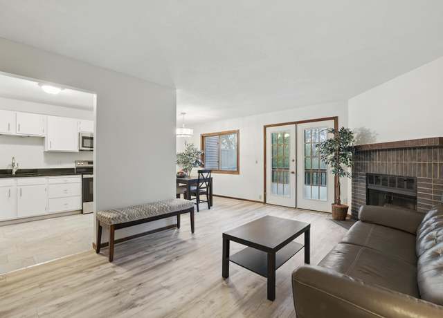 Property at 6806 Langford Dr, Edina, MN 55436, 2 beds, 2 baths