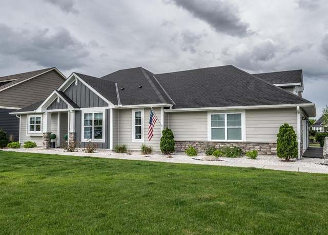 Property at 18208 July Ct, Lakeville, MN 55044, 2 beds, 2 baths