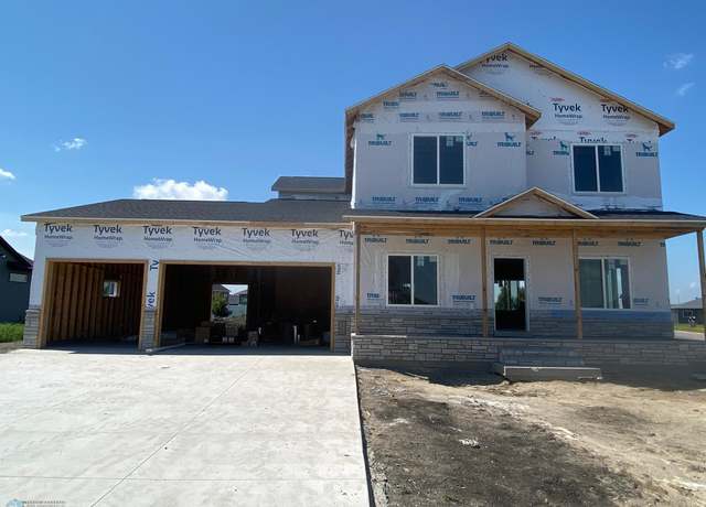 Property at 7311 Eagle Pointe Dr S, Fargo, ND 58104, 5 beds, 4 baths