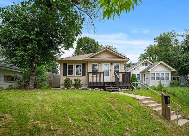 Property at 560 Gotzian St, Saint Paul, MN 55106, 3 beds, 2 baths