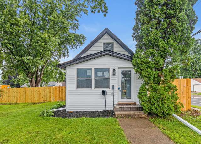 Property at 2017 4th St E, Saint Paul, MN 55119, 2 beds, 1 bath