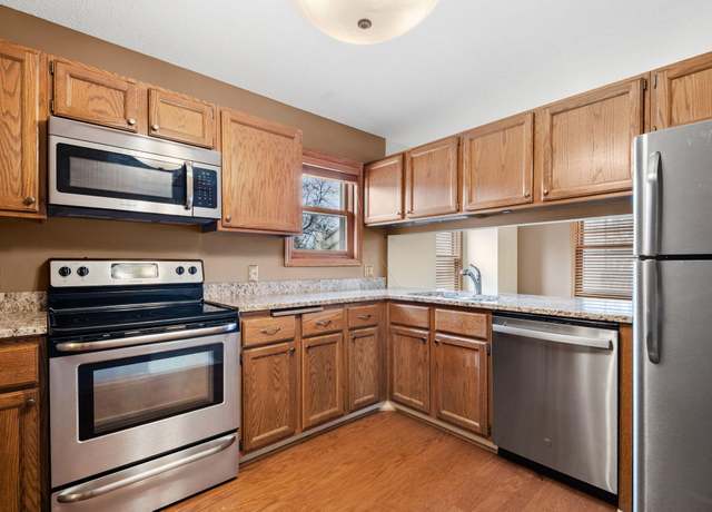 Property at 5342 Highpointe Dr, Bloomington, MN 55437, 2 beds, 1 bath