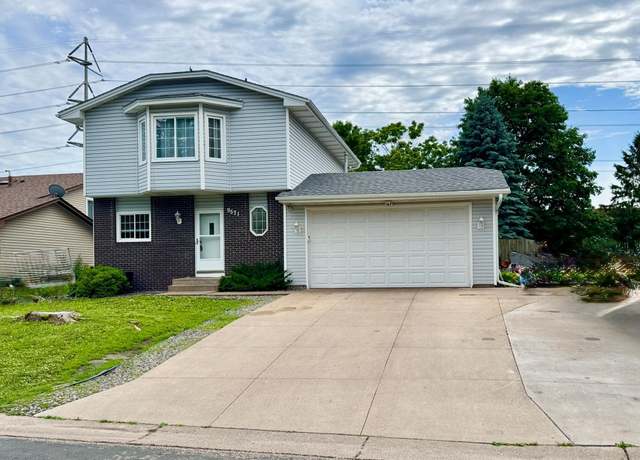 Property at 9571 97th Pl N, Maple Grove, MN 55369, 3 beds, 3 baths