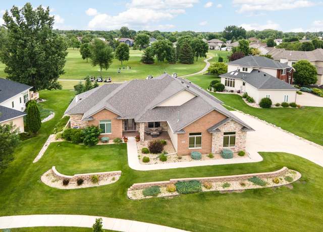 Property at 2009 Rose Creek Blvd S, Fargo, ND 58104, 4 beds, 4 baths