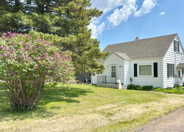 Property at 2212 Springvale Ct, Duluth, MN 55811, 3 beds, 1 bath