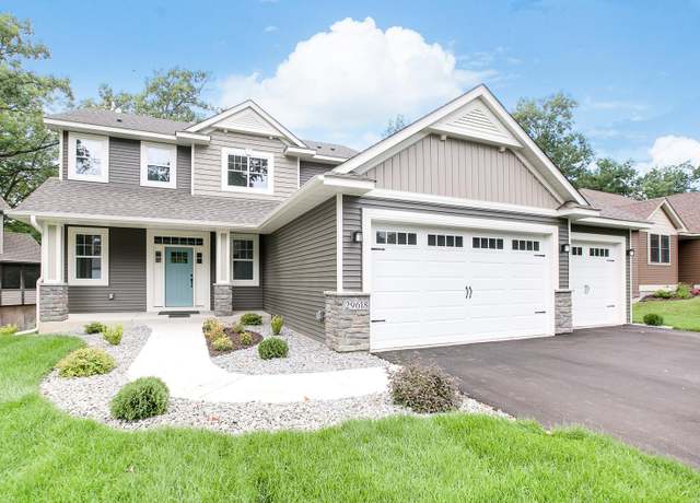 Property at 26488 Hunter Ave, Wyoming, MN 55092, 4 beds, 3 baths
