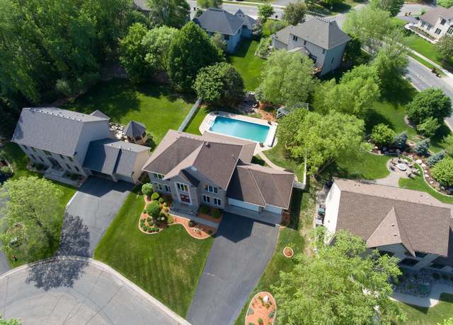 Property at 8516 Carriage Hill Cir, Savage, MN 55378, 4 beds, 4 baths