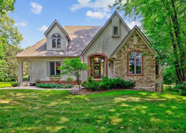 Property at 1325 Mineral Spgs Rd, Owatonna, MN 55060, 5 beds, 5 baths