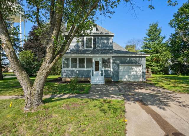 Property at 115 N Green Ave, New Richmond, WI 54017, 4 beds, 2 baths