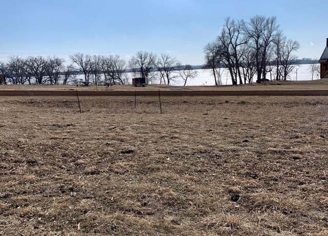 Property at 11 Royal Oaks Rd, Garvin, MN 56132