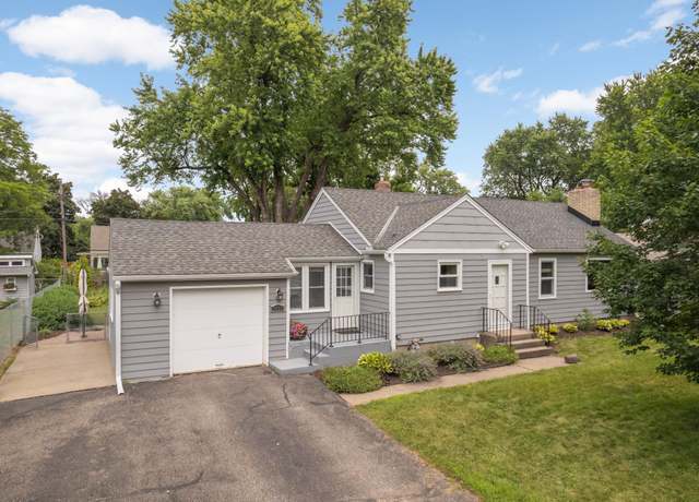 Property at 1925 Edgewater Ave, Arden Hills, MN 55112, 3 beds, 1 bath
