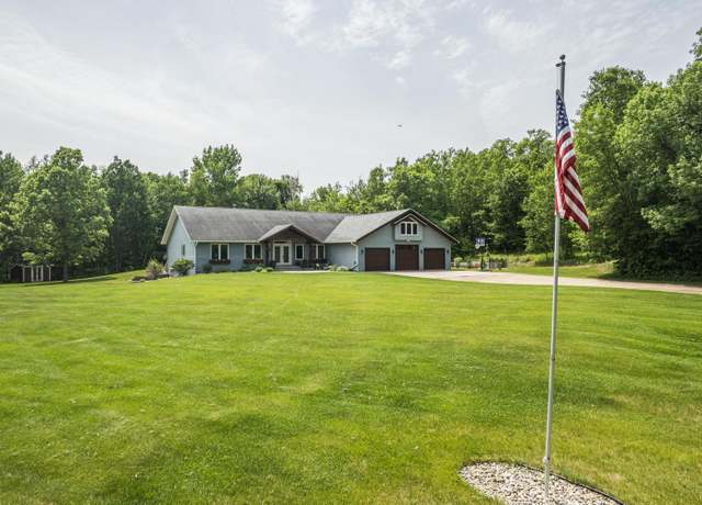 Property at 15606 Meadow Rd, Detroit Lakes, MN 56501, 4 beds, 3 baths