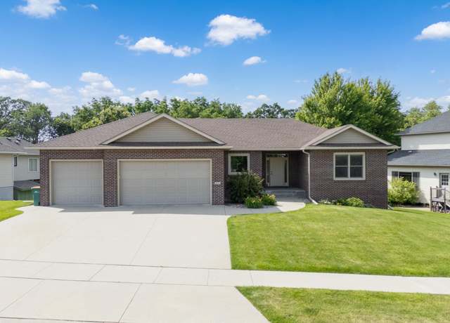 Property at 2309 Teakwood Ln SW, Rochester, MN 55902, 5 beds, 3 baths