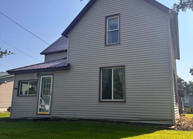 Property at 320 4th Ave SW, Long Prairie, MN 56347, 3 beds, 1 bath