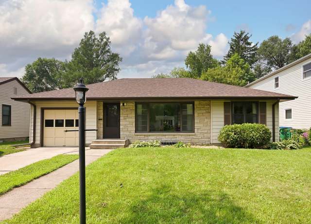 Property at 2918 Pennsylvania Ave S, Saint Louis Park, MN 55426, 2 beds, 2 baths