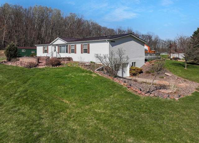Property at 1599 23rd St, Stanley Twp, WI 54822, 4 beds, 3 baths
